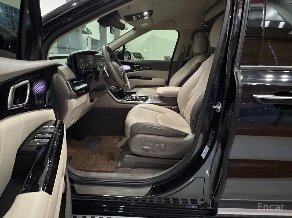 Фото 9 - Kia Carnival