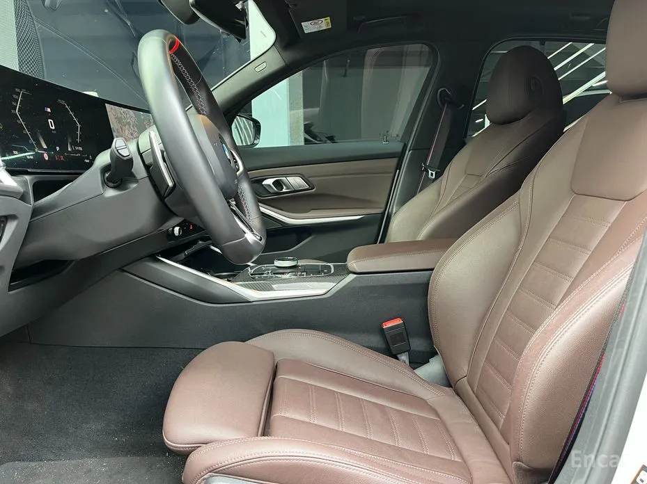 Photo 10 - BMW 3 Series