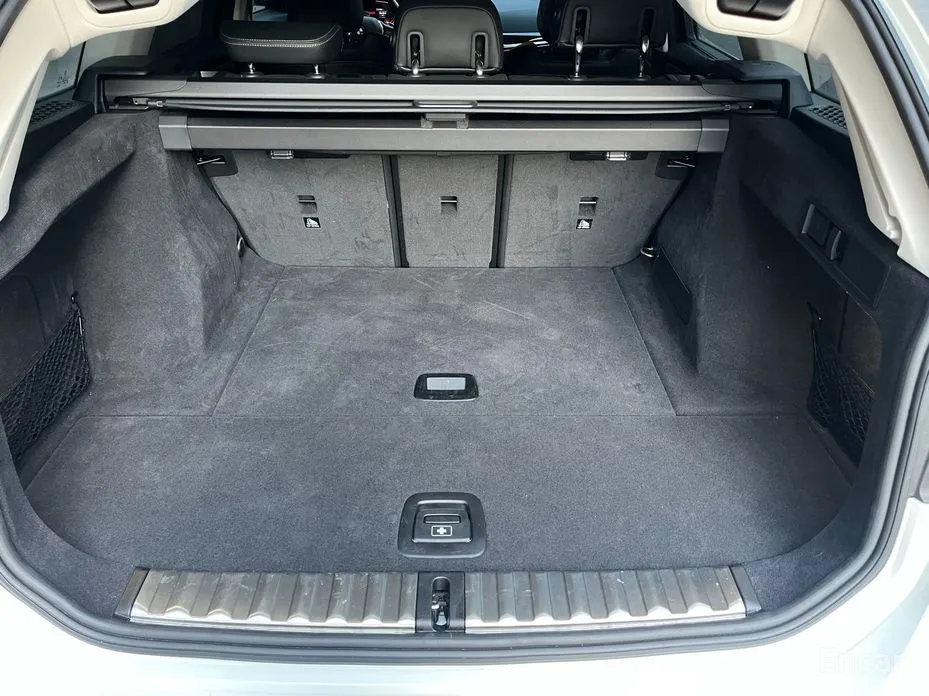 Photo 14 - BMW 3 Series