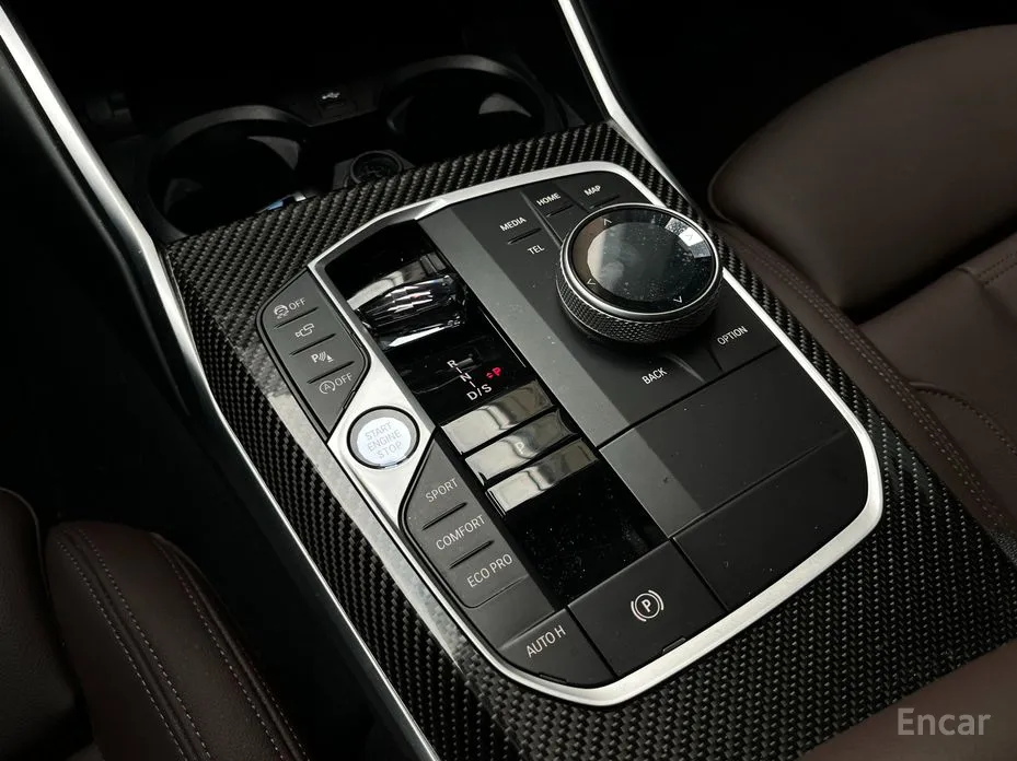 Photo 9 - BMW 3 Series