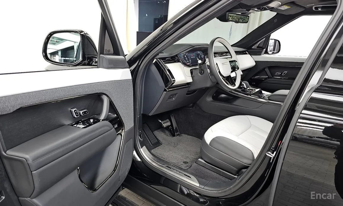 Фото 10 - Land Rover Range Rover Sport