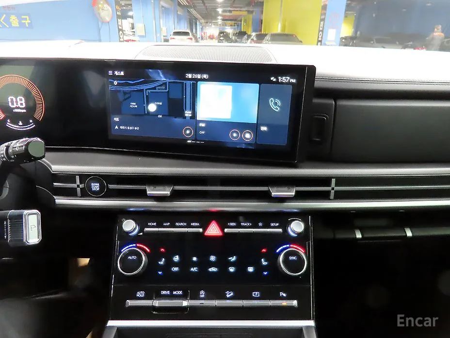 Фото 13 - Hyundai Santa Fe