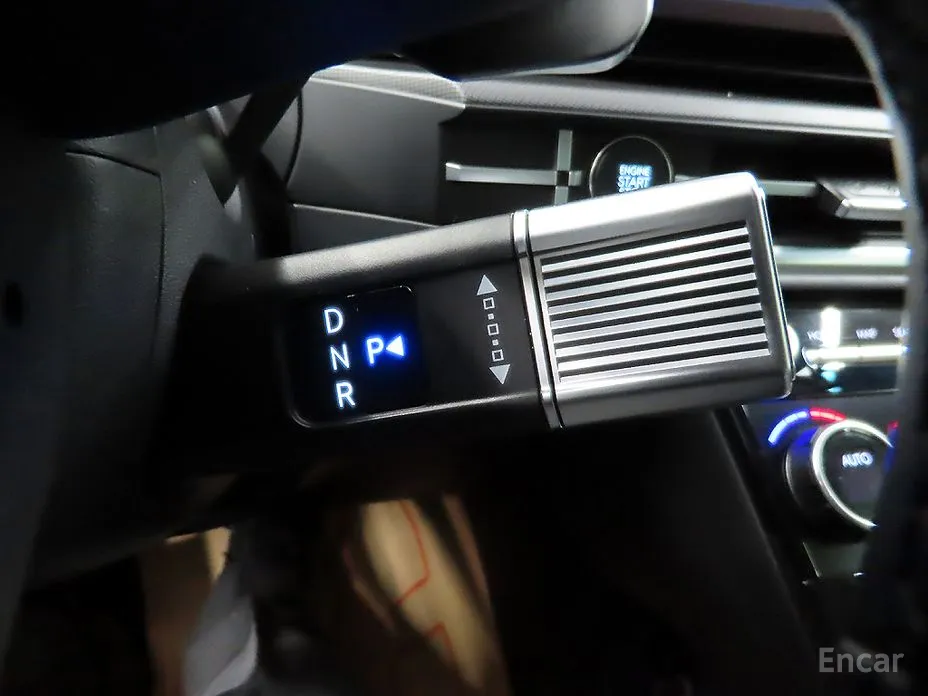 Фото 14 - Hyundai Santa Fe