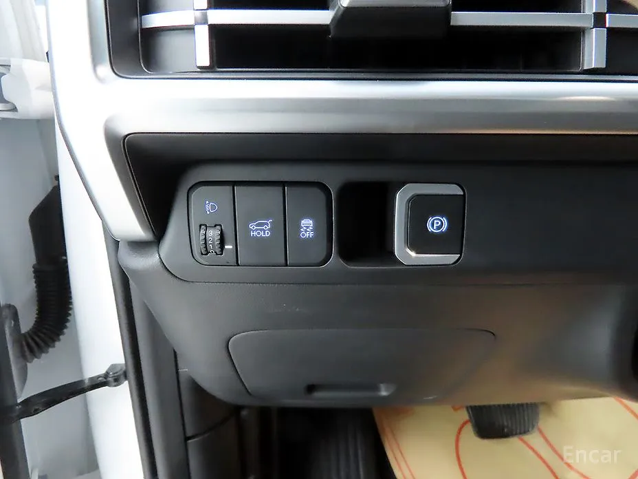 Фото 16 - Hyundai Santa Fe