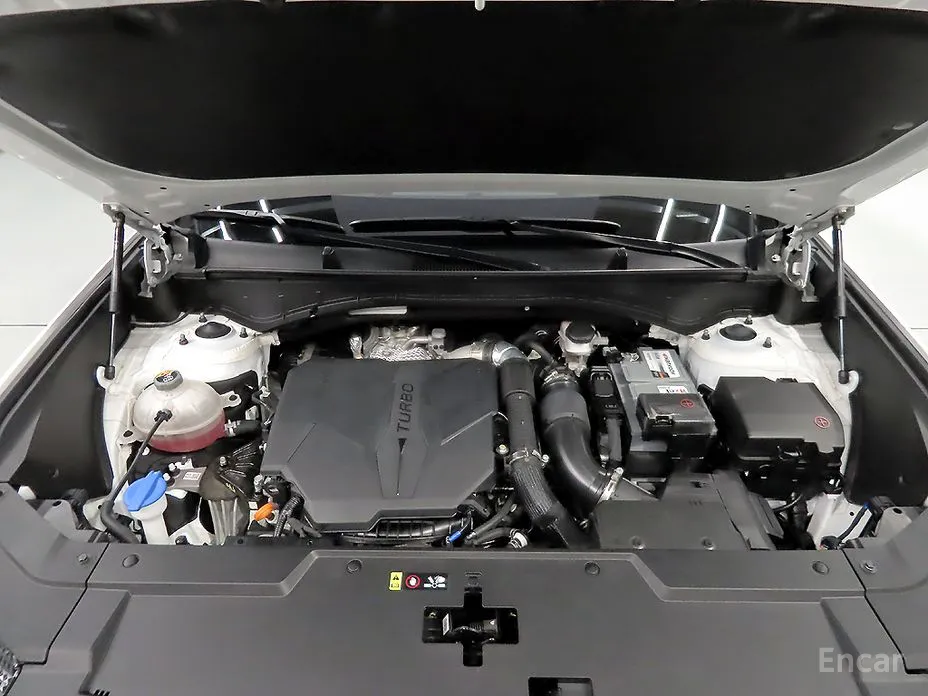 Фото 19 - Hyundai Santa Fe