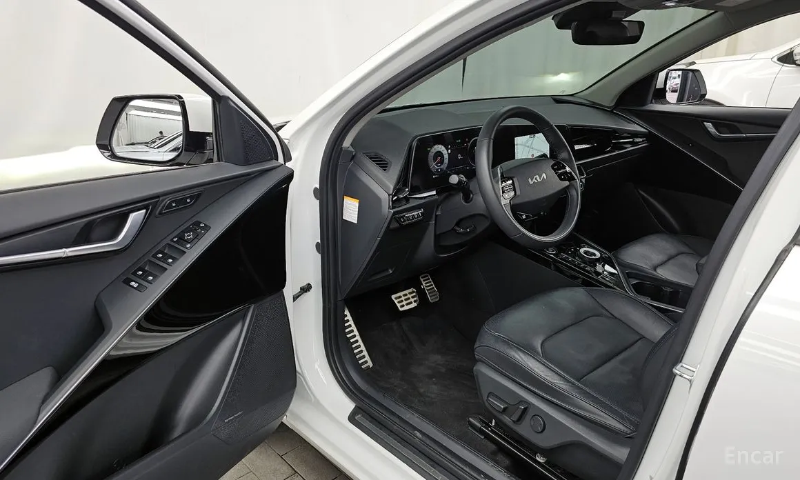 Фото 10 - Kia Niro