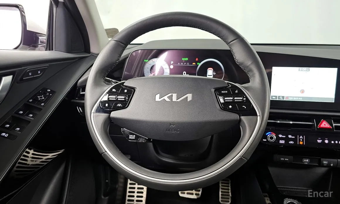 Фото 13 - Kia Niro