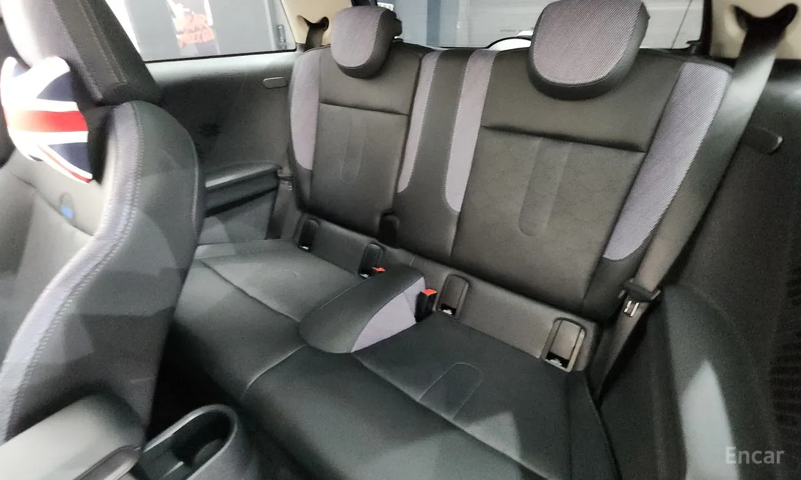 Photo 12 - Mini Cooper