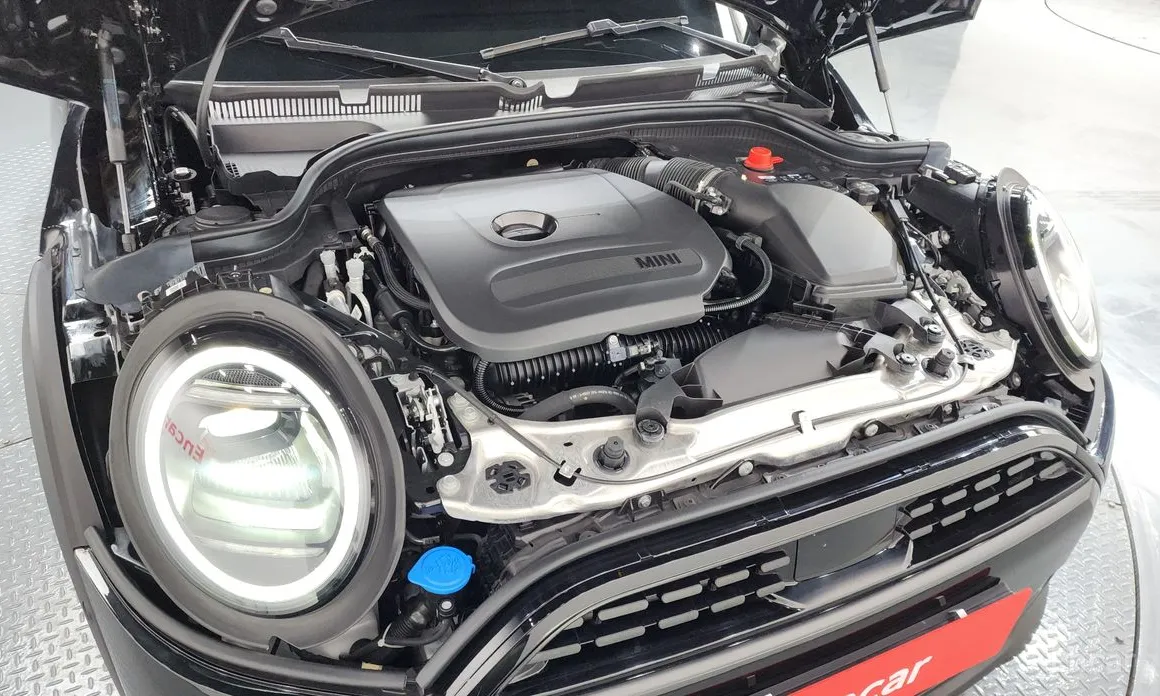 Photo 6 - Mini Cooper