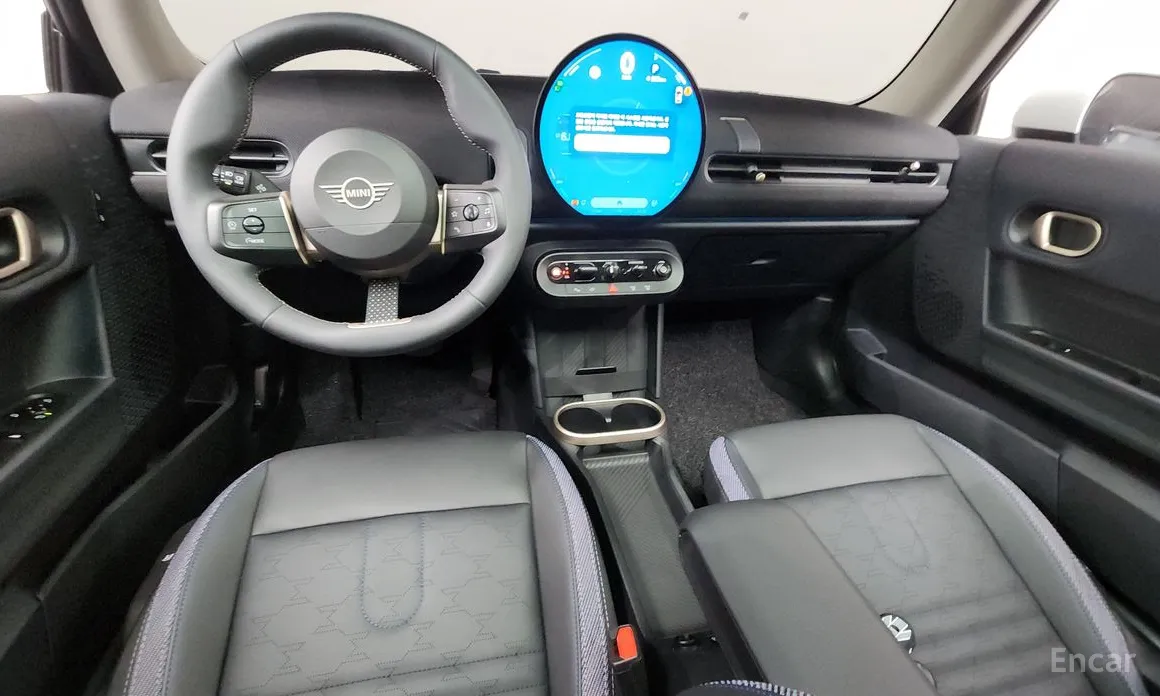 Photo 7 - Mini Cooper