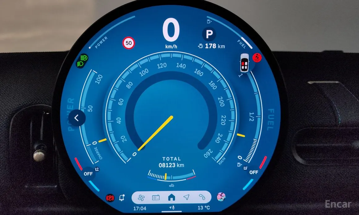 Photo 8 - Mini Cooper