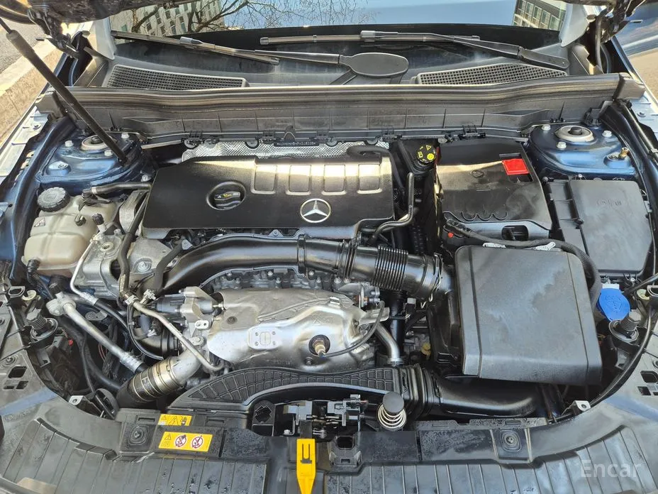 Mercedes-Benz GLB-Class 2020 GLB250 4MATIC