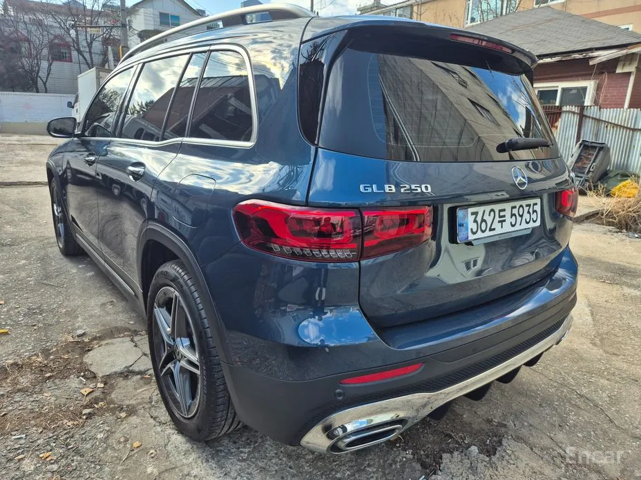 Mercedes-Benz GLB-Class 2020 GLB250 4MATIC
