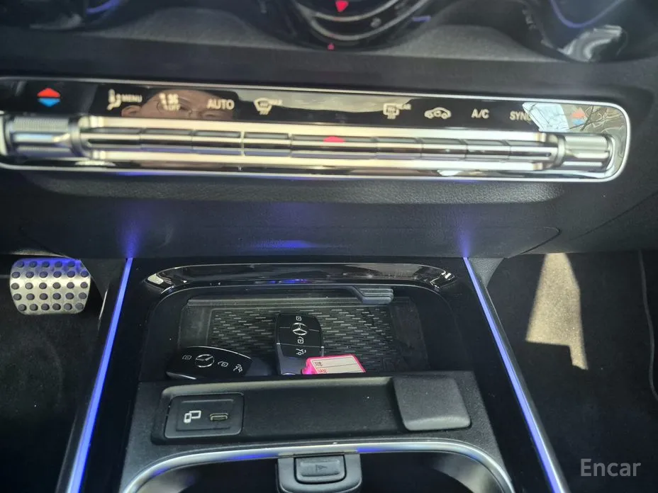 Mercedes-Benz GLB-Class 2020 GLB250 4MATIC