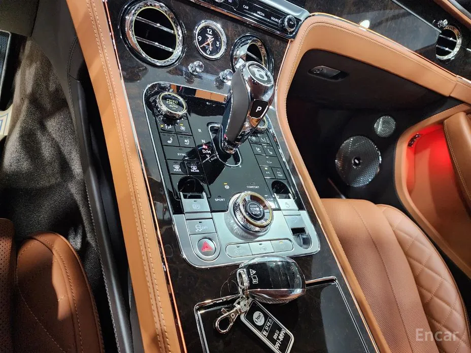 Фото 11 - Bentley Continental GT