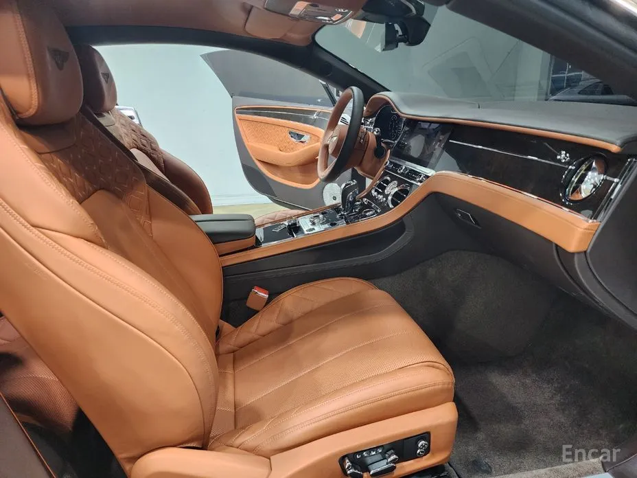 Фото 15 - Bentley Continental GT