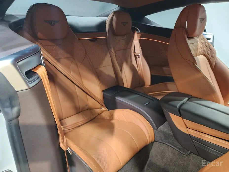 Фото 16 - Bentley Continental GT