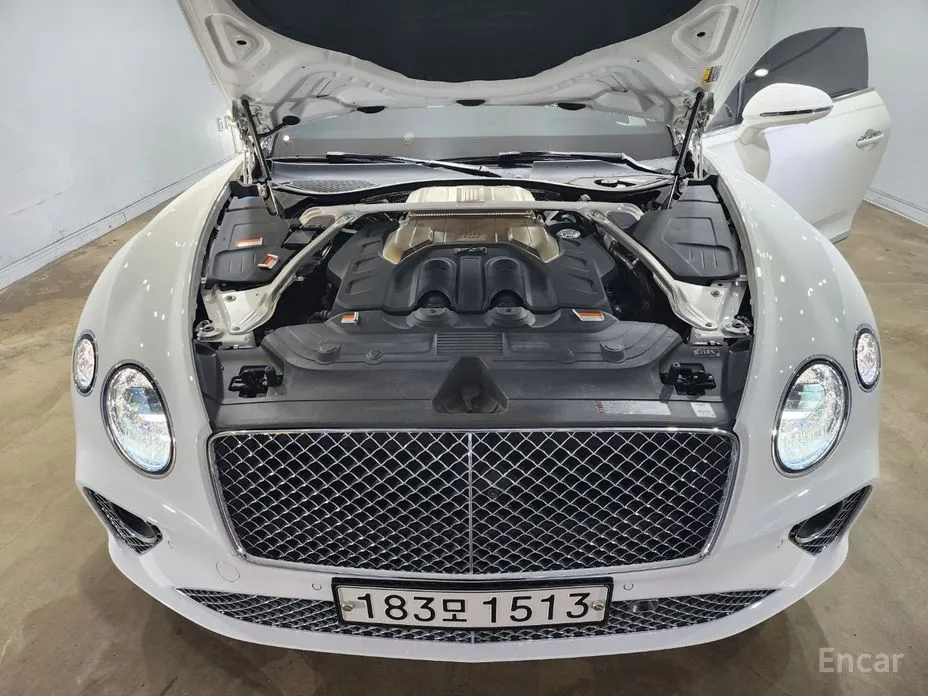 Фото 18 - Bentley Continental GT