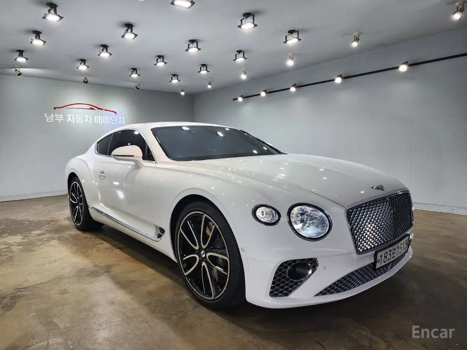Фото 3 - Bentley Continental GT