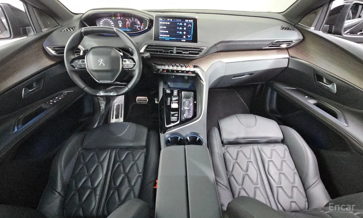 Фото 7 - Peugeot 3008