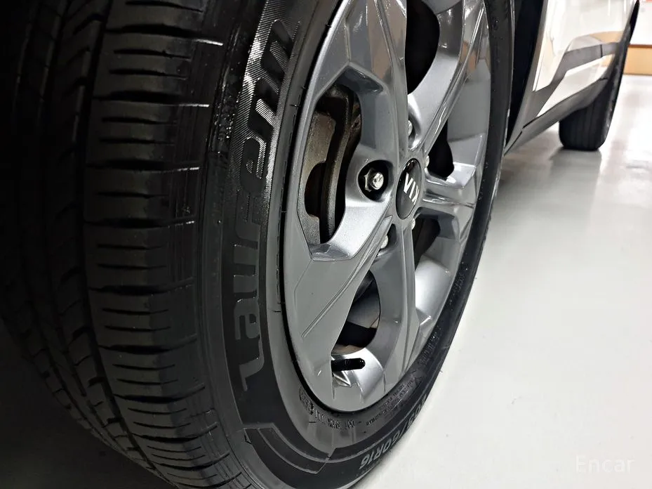 Фото 20 - Kia Seltos