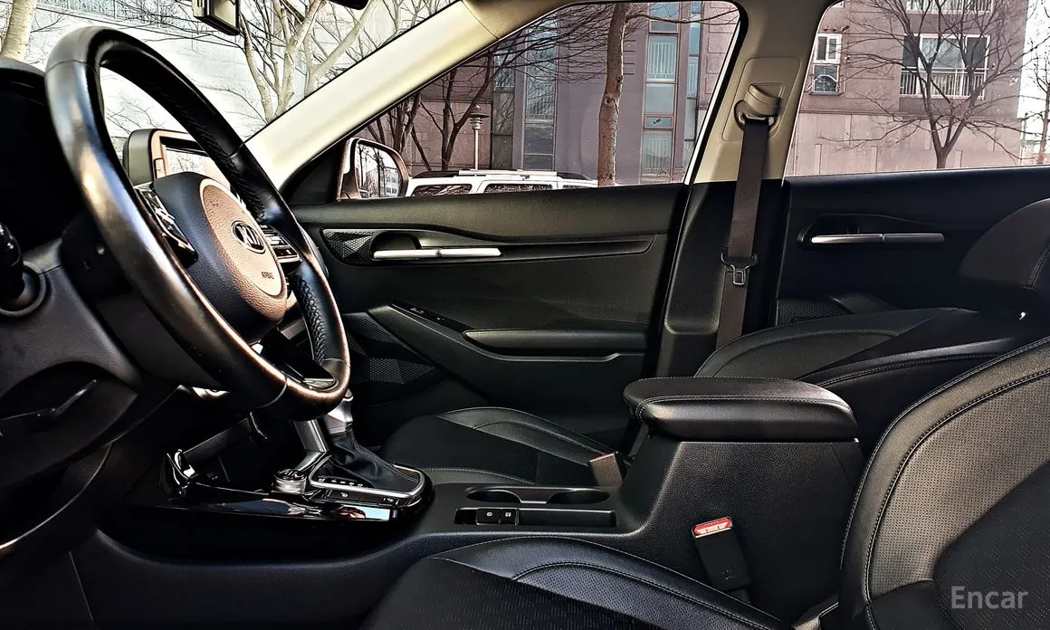 Фото 8 - Kia Seltos