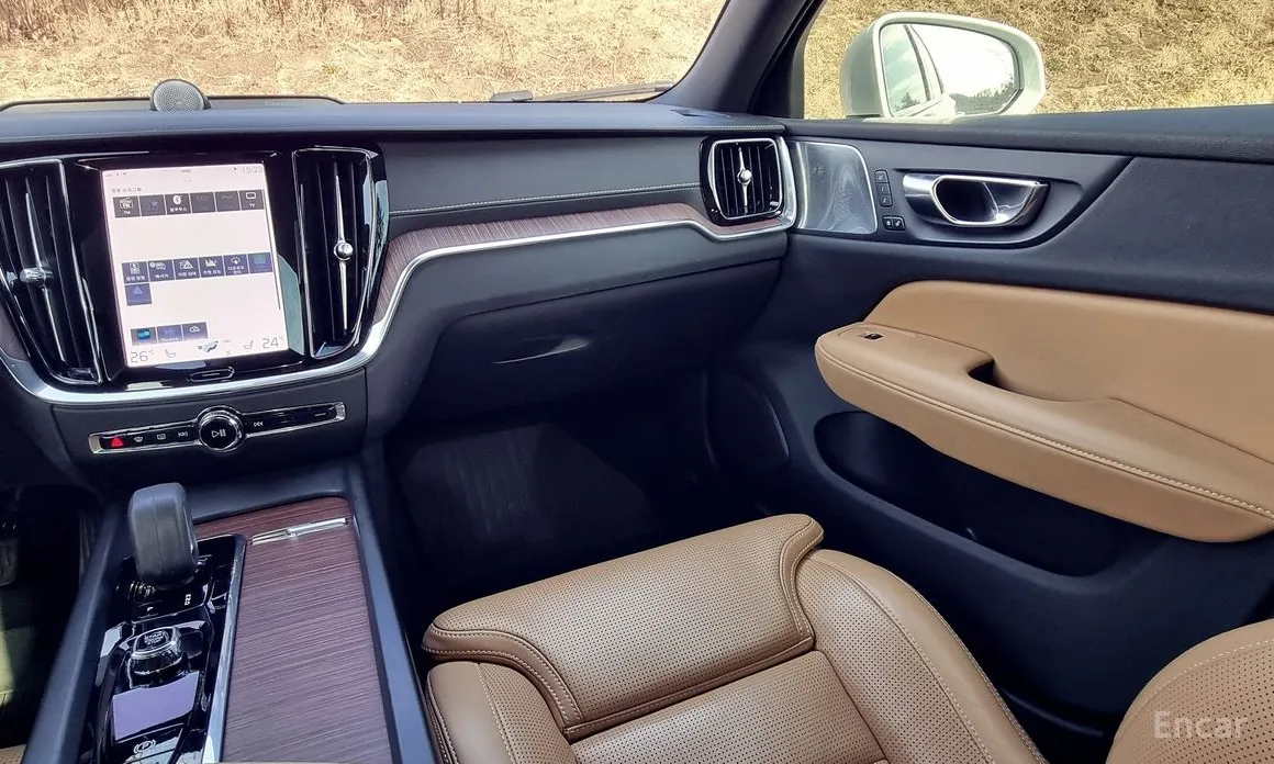 Фото 10 - Volvo V60