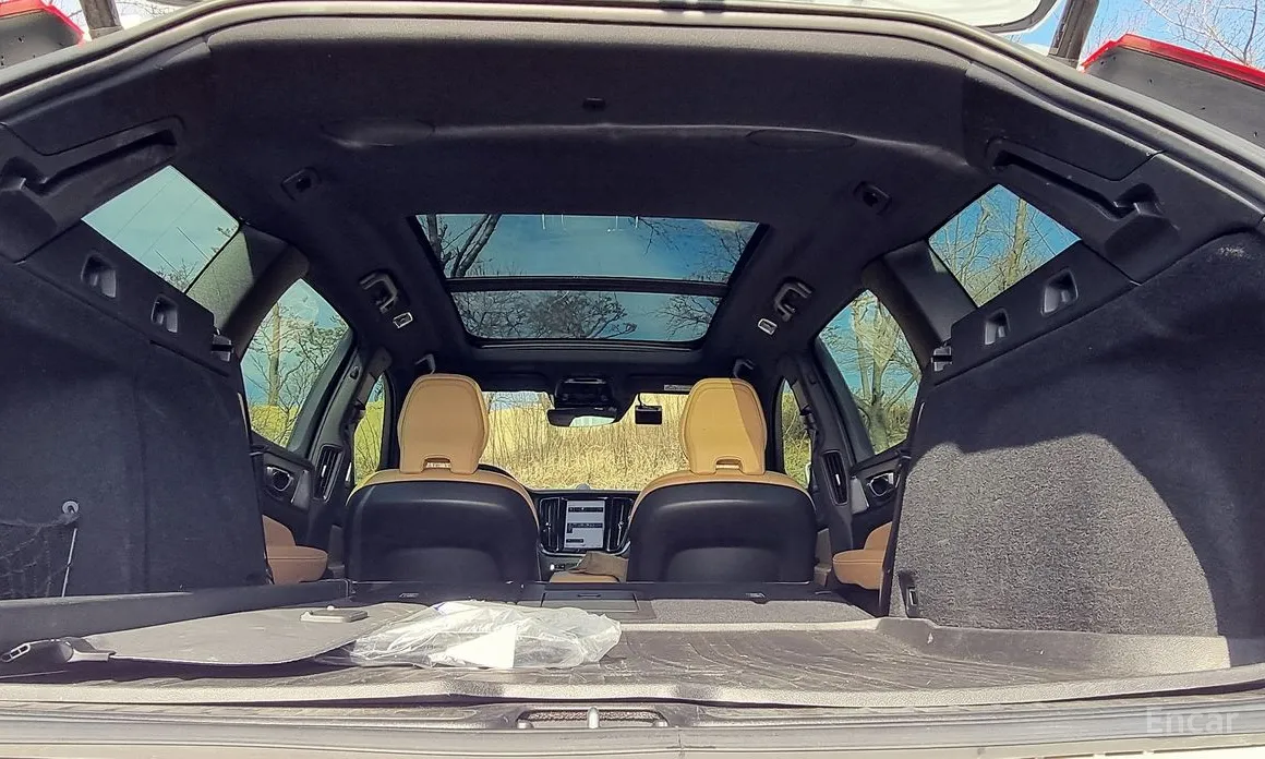 Фото 18 - Volvo V60