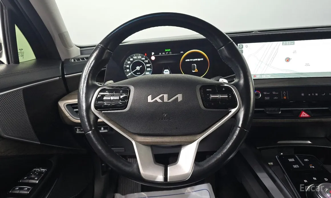 Фото 13 - Kia K8