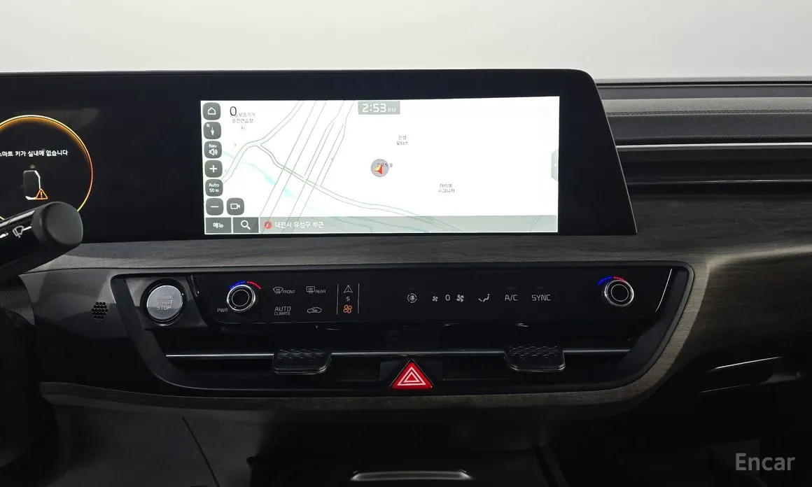 Фото 14 - Kia K8