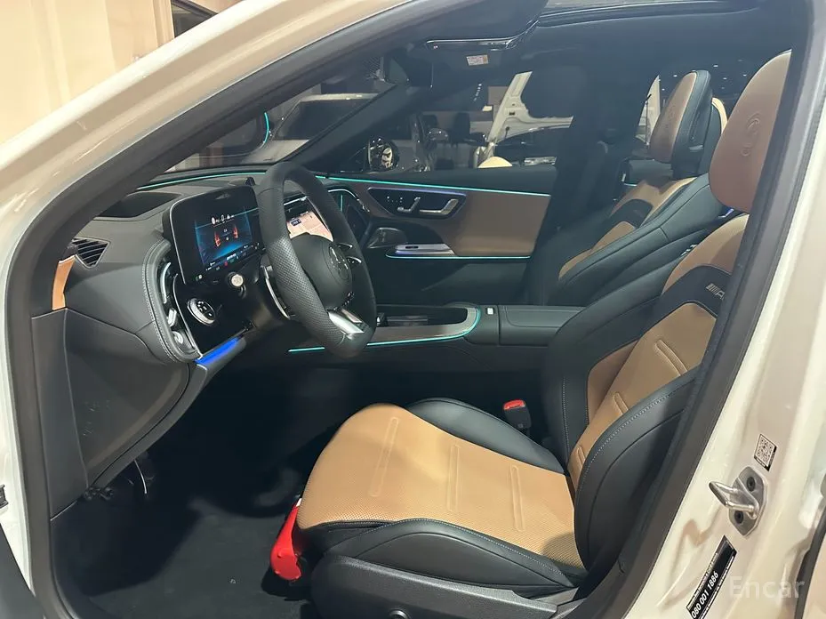 Фото 16 - Mercedes-Benz E-Class