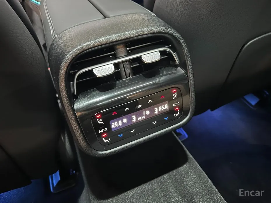 Фото 19 - Mercedes-Benz E-Class