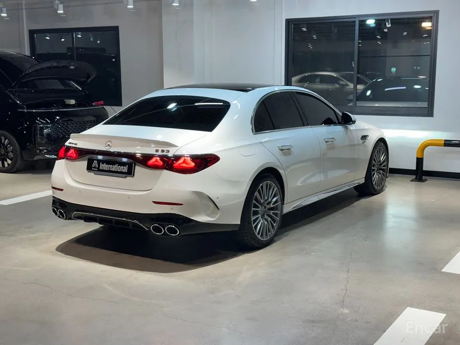 Фото 2 - Mercedes-Benz E-Class