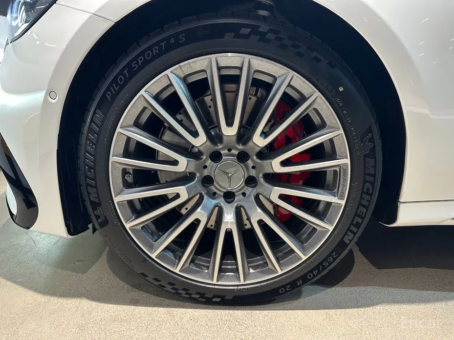 Фото 5 - Mercedes-Benz E-Class