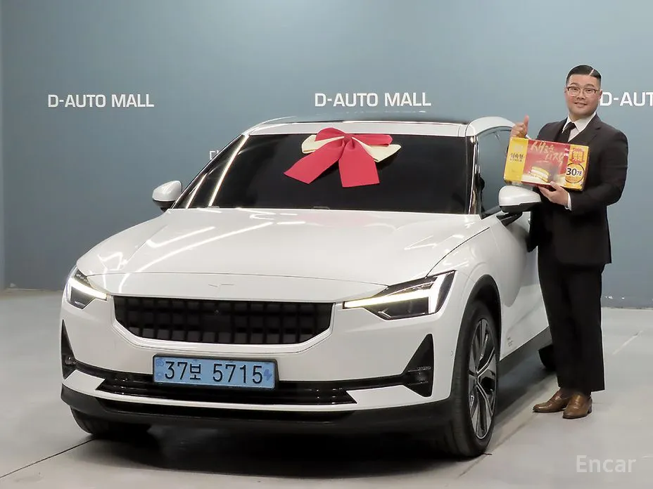 Фото 1 - Polestar 2