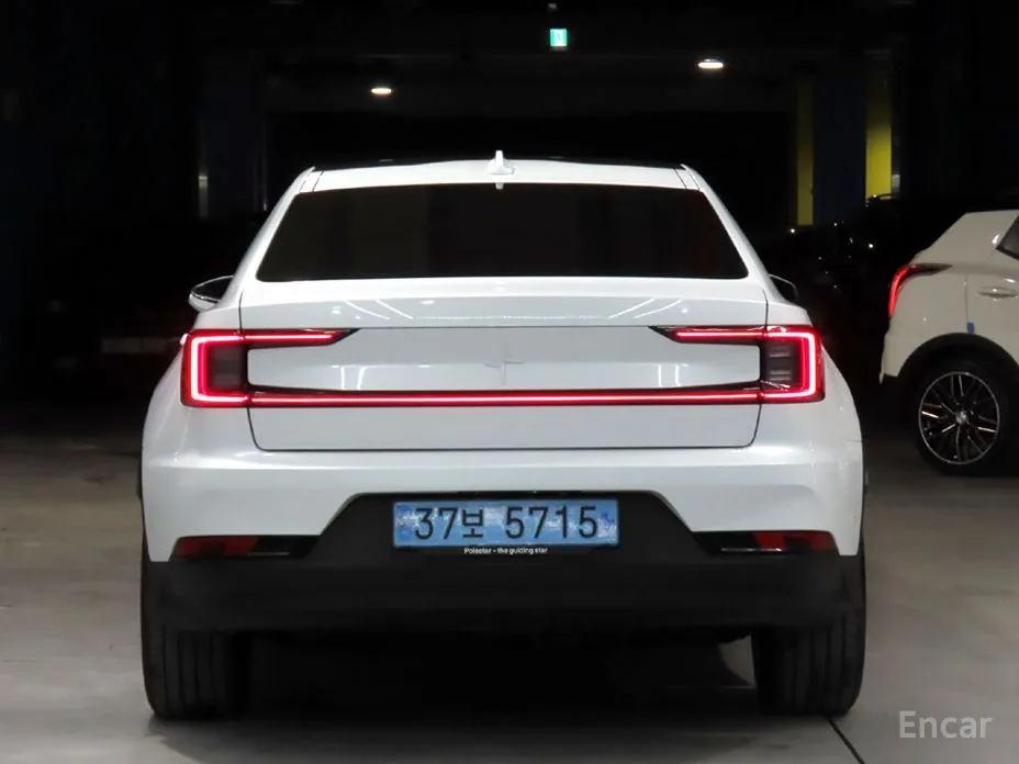 Фото 4 - Polestar 2