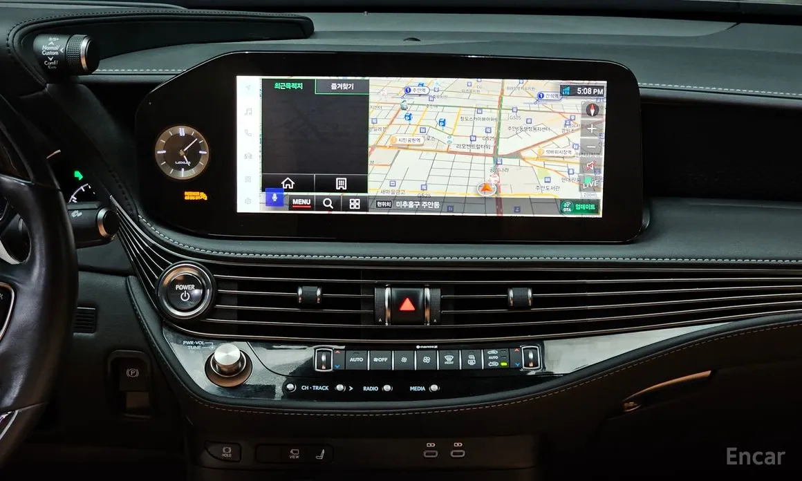 Фото 14 - Lexus LS