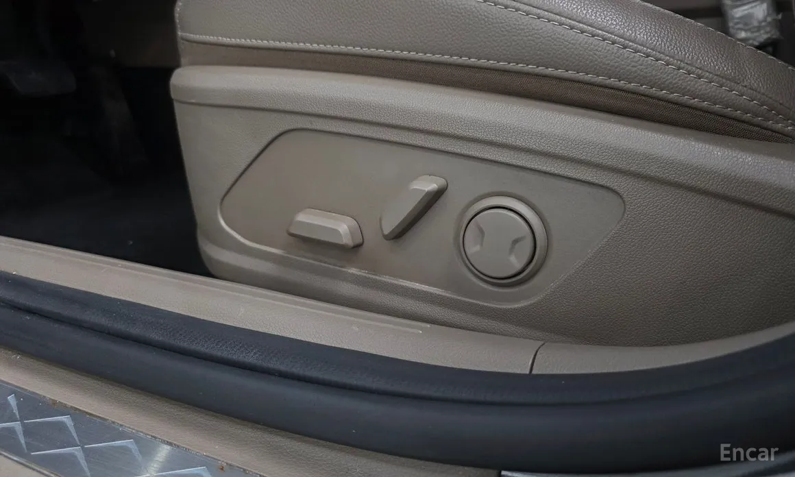 Фото 17 - Kia K8