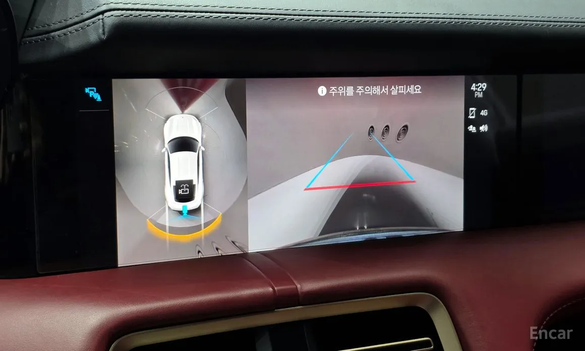 Фото 14 - Porsche Taycan