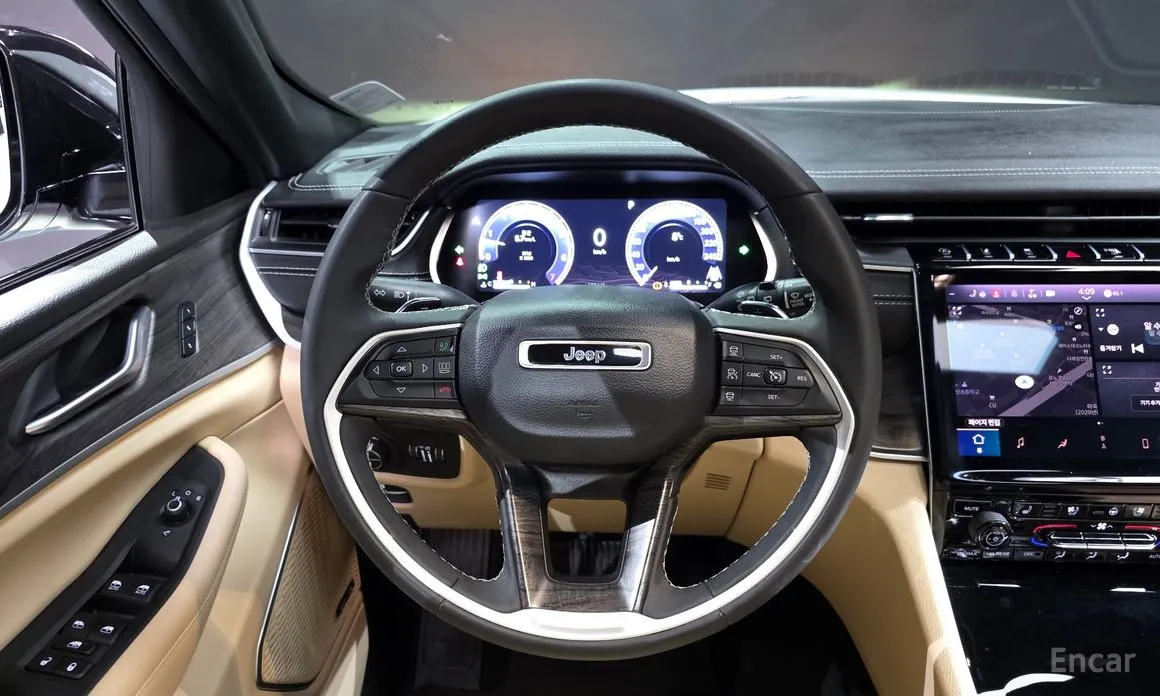 Фото 13 - Jeep Cherokee