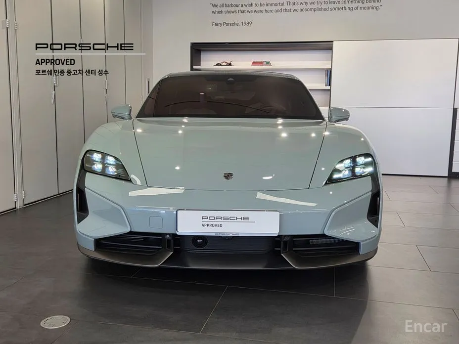 Фото 3 - Porsche Taycan