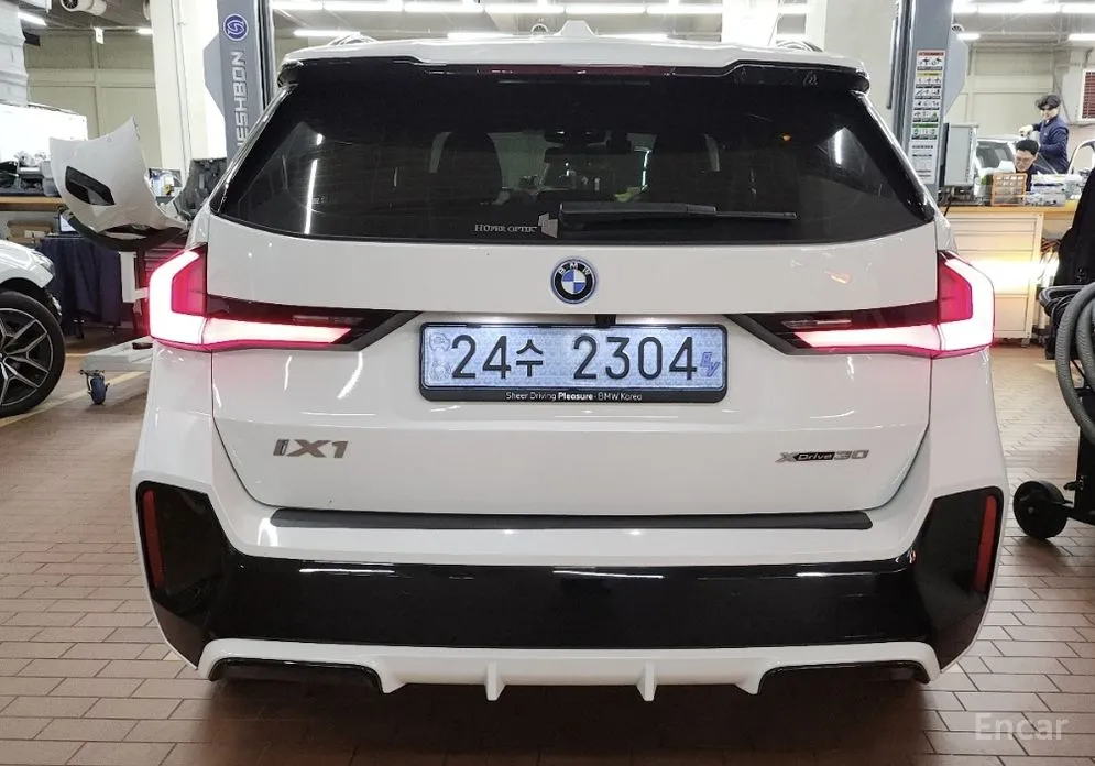 Фото 2 - BMW iX1