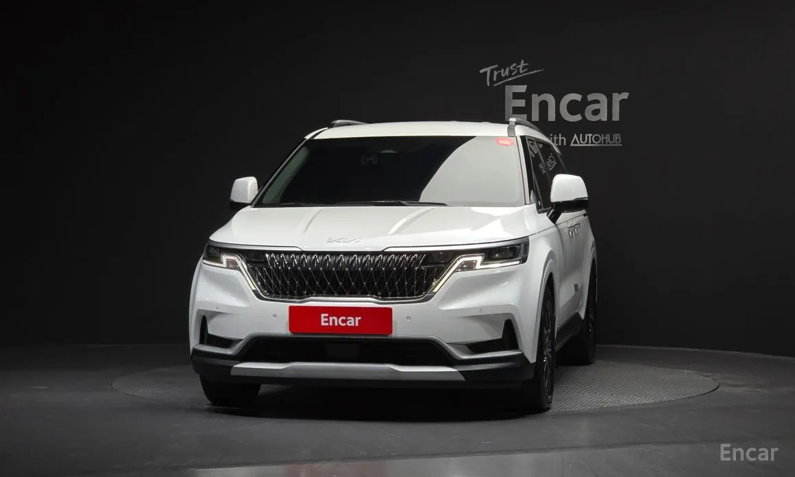 Фото 3 - Kia Carnival