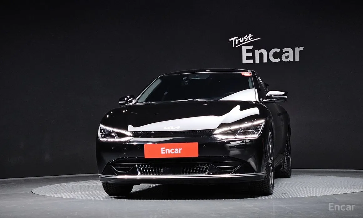 Фото 3 - Kia EV6