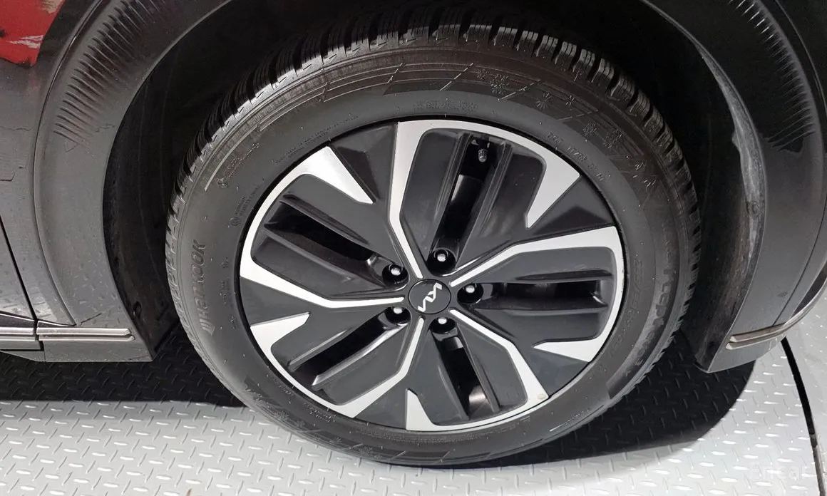 Фото 5 - Kia EV6