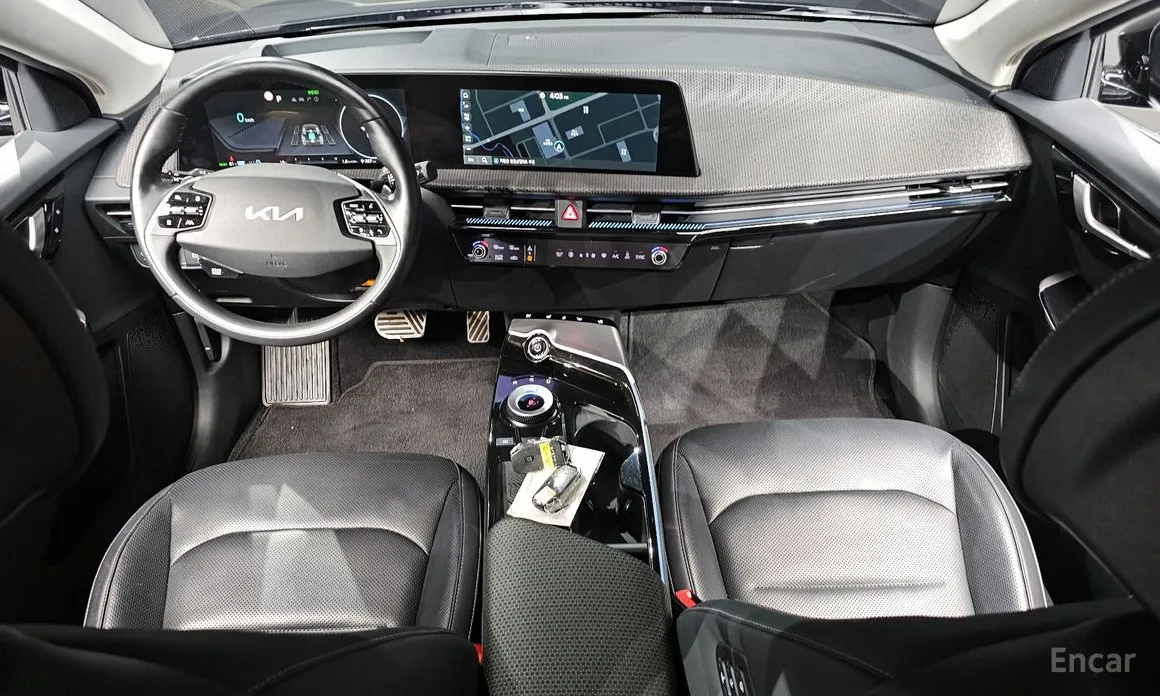 Фото 7 - Kia EV6