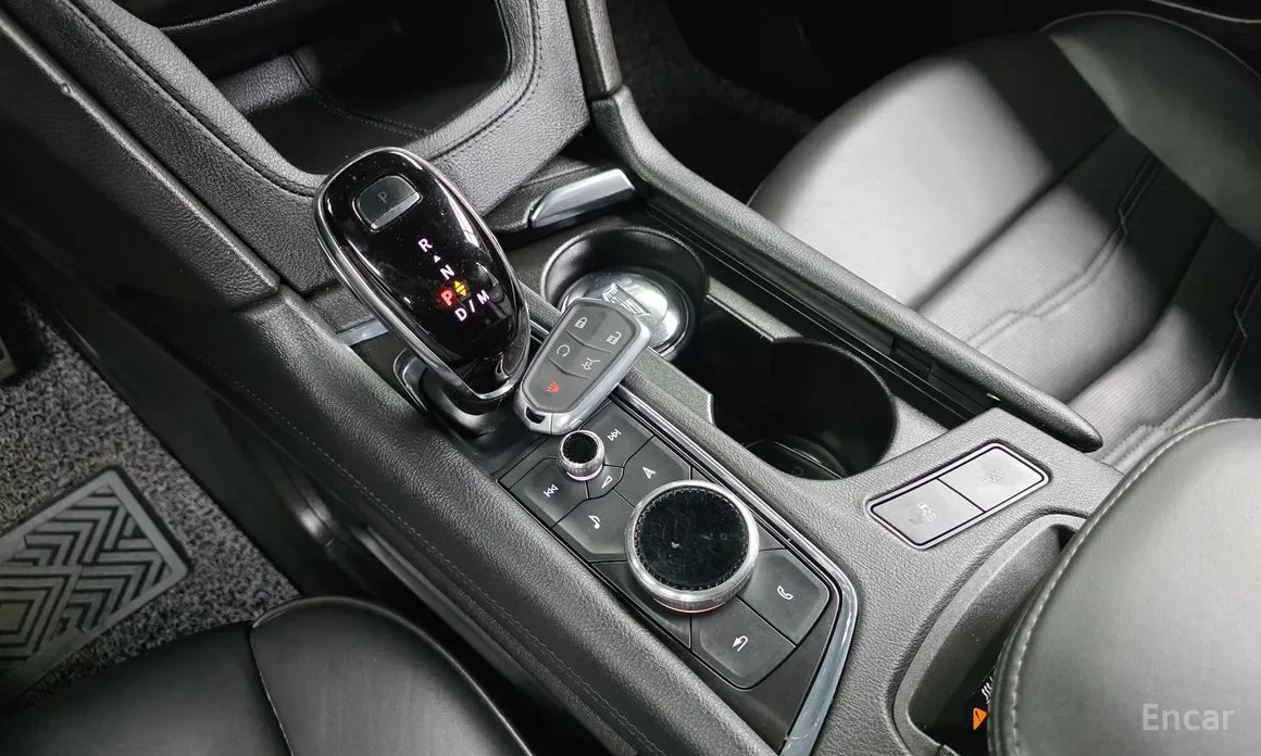 Фото 9 - Cadillac XT5