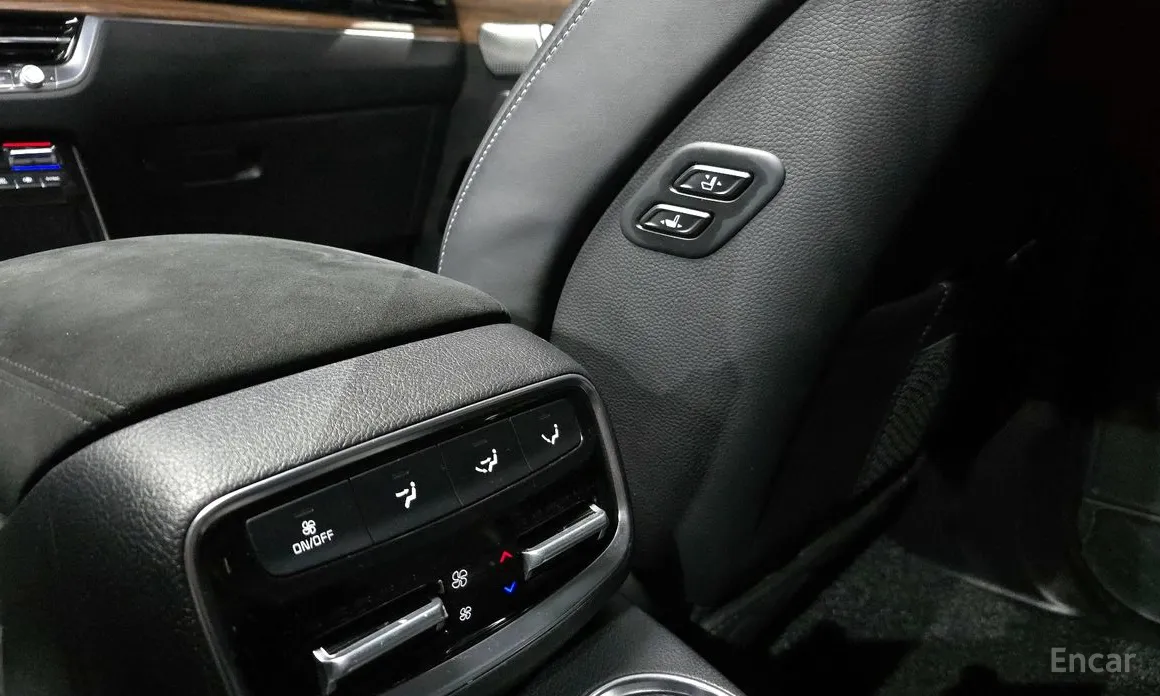 Фото 18 - Kia Mohave