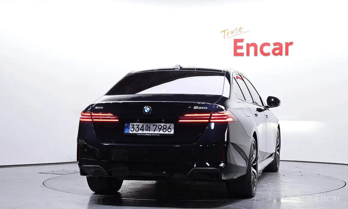 Фото 4 - BMW 5 Series