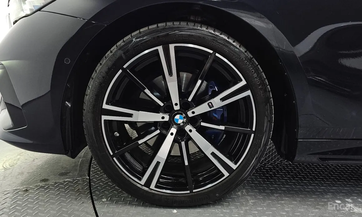 Фото 5 - BMW 5 Series